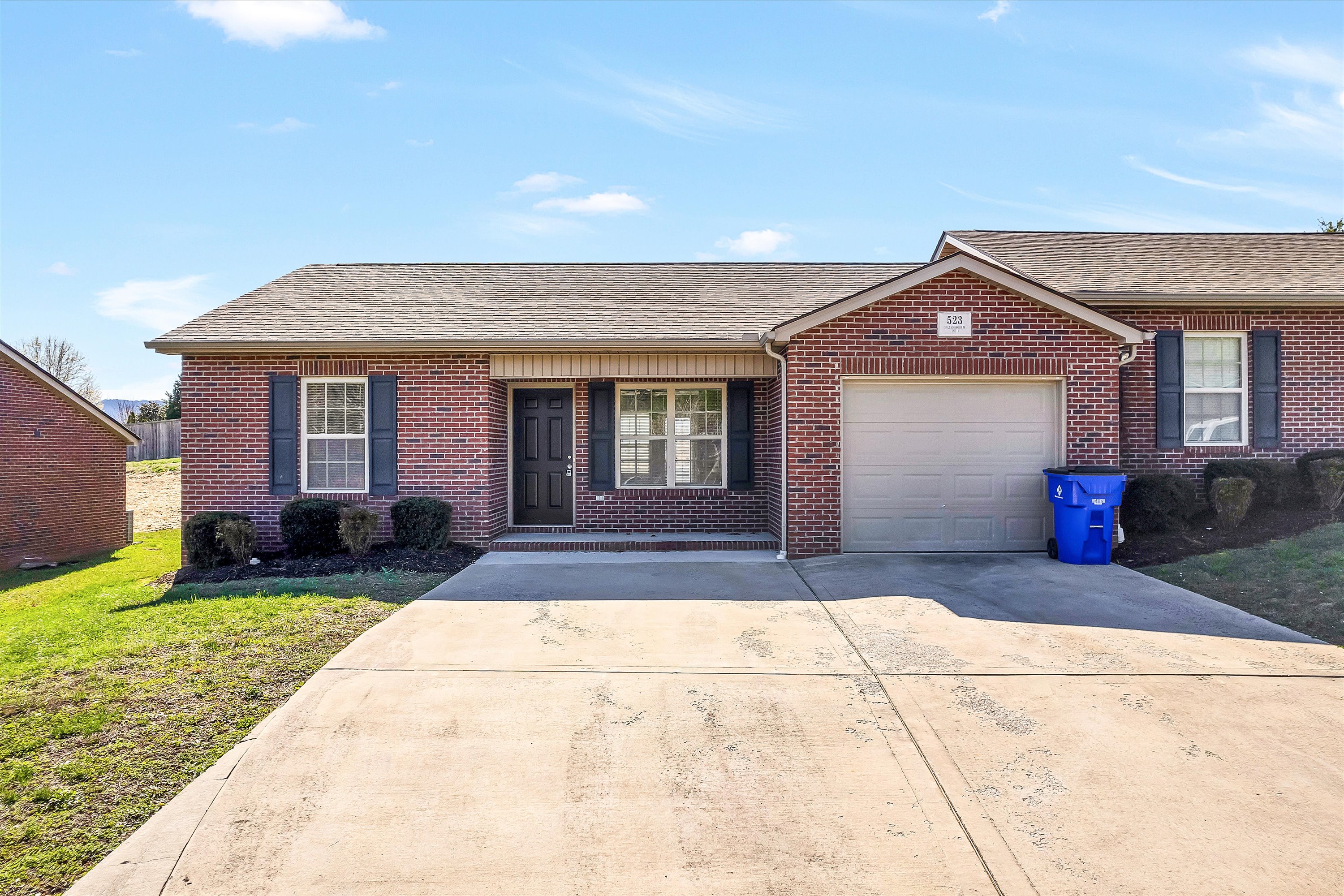 521 S. Old Sevierville Pike - Unit 1